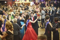 Maturitní ples Gymnázium Dvůr Králové nad Labem 2015